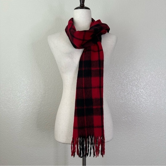 NWT Red Black Plaid 100% Cashmere Fringe Scarf - Picture 5 of 6